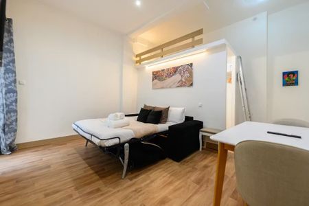 Calle de Casto Plasencia, Madrid, Community of Madrid 28004 - Photo 2