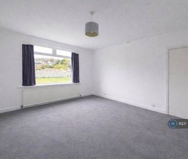 5 bedroom semi-detached house to rent - Photo 5