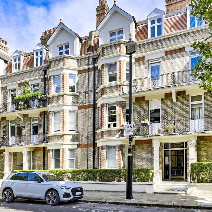 3 bedroom flat to rent - Photo 1