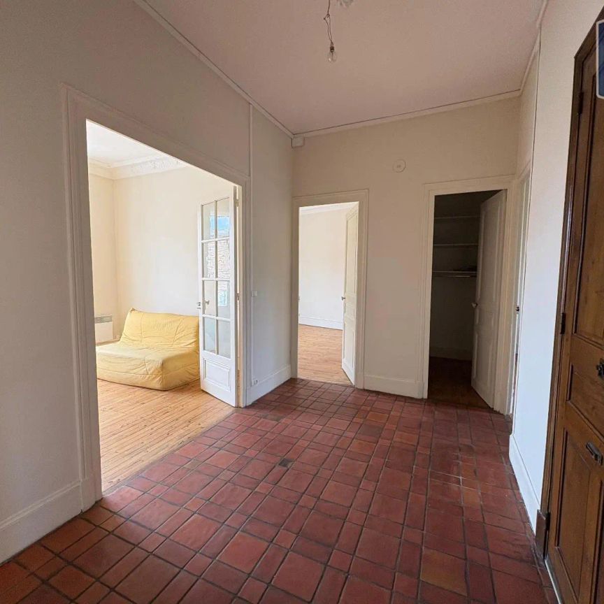 Appartement à louer 4 pièces 92.2m² - Photo 1