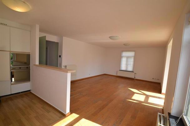 Appartement te huur - Photo 1