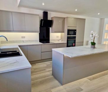 3 bedroom semi-detached house to rent - Photo 3