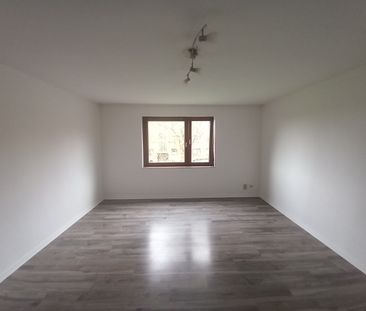 Schönböckener Str. 107, 1,5 Zi.,ca. 53qm, gr. Wohnzimmer, D.-Bad, E... - Foto 1