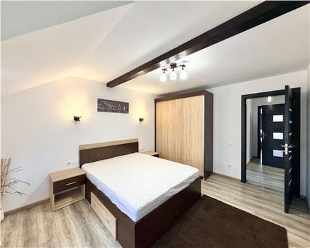Apartament 3 camere, in vila, zona Afi Palace, Ploiesti - Photo 2