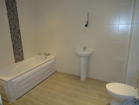 Apt 10 Rosscarrig, Sligo Road, Enniskillen, BT74 7JY - Photo 3