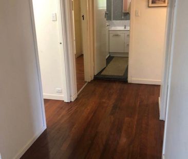 Indooroopilly - Photo 2