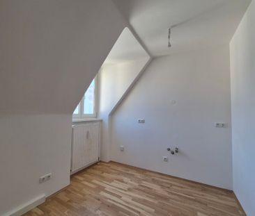 Generalsanierte 3-Raum-Wohnung mit großer Küche im 3. Stock **kein ... - Photo 5