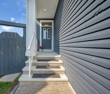 Redstone upper level for rent (unfurnished!) | Calgary - Photo 1