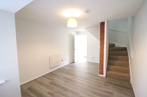 Park View Court, High Wycombe - Photo 1