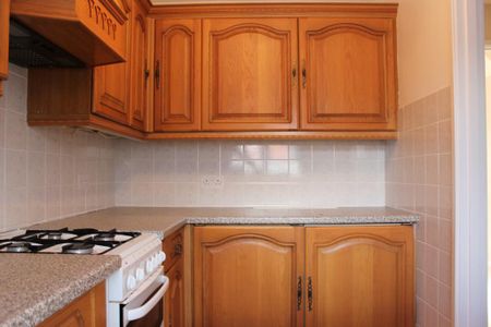 2 bedroom terraced house to rent - Photo 5