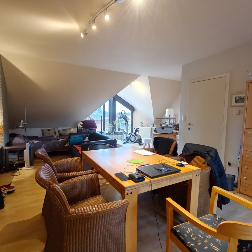 Dakappartement te huur in Overmere - Photo 1