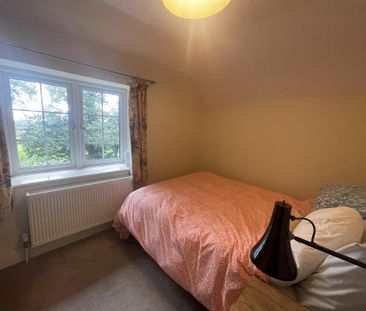 3 bedroom detached house to rent - Photo 4