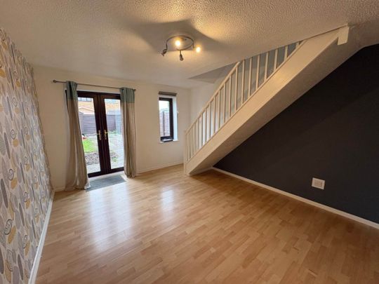 Worle, Weston-super-Mare, North Somerset - Photo 1