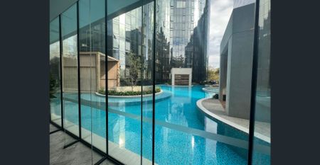 Experience Luxury Living with this Perfectly Located 1-Bedroom Apartment - Photo 2