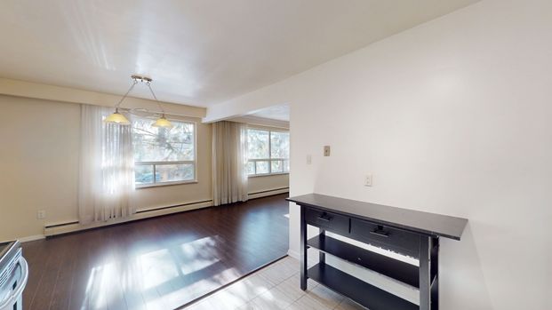 For Lease - 52 Waniska Avenue Unit# Unit 4, Toronto, Ontario - Photo 1
