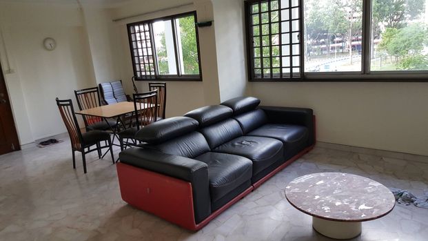 3 Bedroom HDB_FOUR_ROOM at Choa Chu Kang - Photo 1