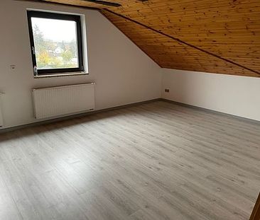 3 Zimmer Dachgeschosswohnung in FuldabrÃ¼ck-Bergshausen mit kleiner EinbaukÃ¼che - Foto 3
