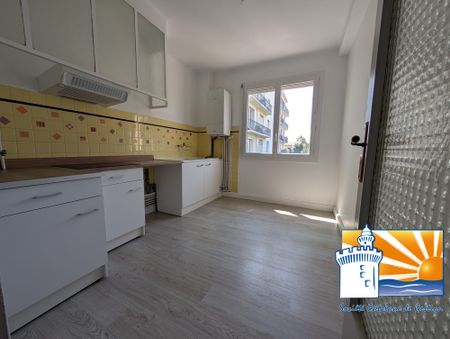 Location Appartement 3 pièces 67m² PERPIGNAN 66000 - Photo 4