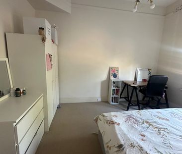 North Sydney - Photo 3