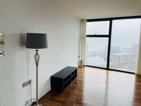 2 Bed Flat, West Tower, L3 - Photo 2
