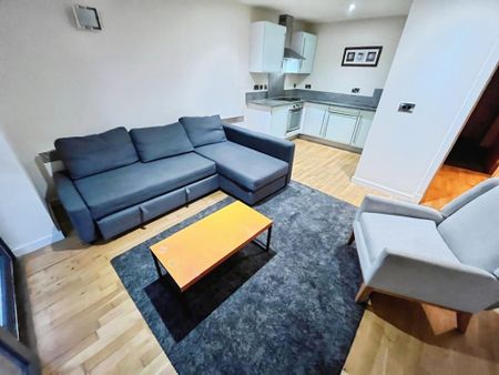 2 bedroom flat to rent - Photo 3