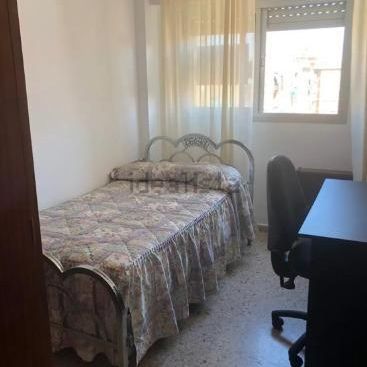 Flat - Granada (Camino de ronda) - Photo 1