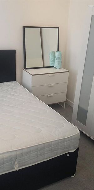 Flat 2 - Photo 1