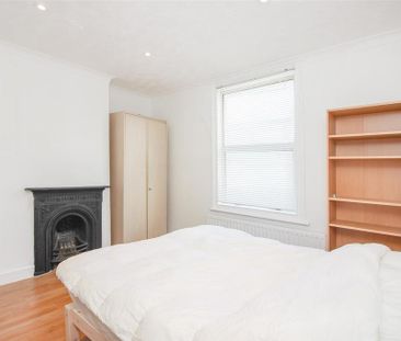 4 bedroom terraced house to rent - Photo 4