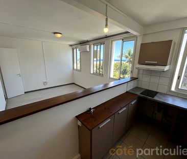 A LOUER - T2 NON MEUBLE - SAINT DENIS CENTRE VILLE - BARACHOIS - Photo 3