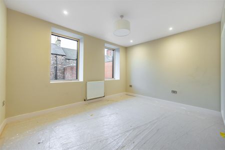2 bed flat to rent in Brandling Park Mews, Newcastle Upon Tyne, NE2 - Photo 3