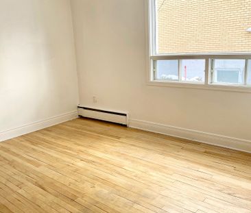 746 de Longpré - Photo 2