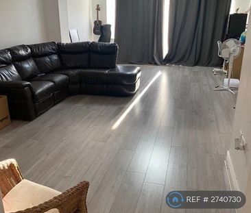 3 bedroom end of terrace house to rent - Photo 6