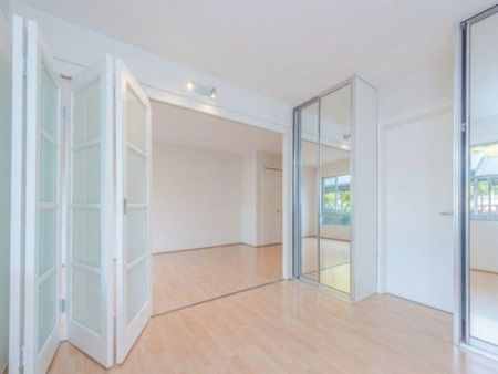 Comfort Meets Convenience - Photo 3