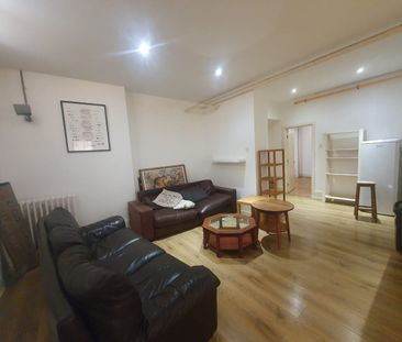 4 Bed Flat, Enterprise House, E9 - Photo 6
