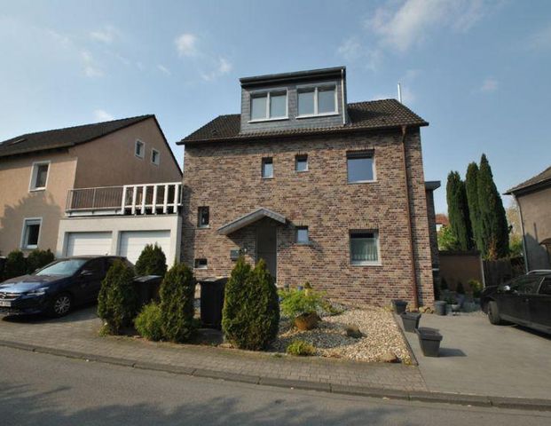 Top-modern ausgestattetes Luxus-Apartment am Riemker Markt ! - Photo 1