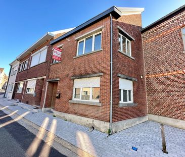 Woning met 2 slaapkamers, dressing, kelder, zolder en tuin te Riemst - Photo 1