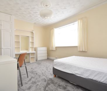 5 bedroom terraced house to rent - Photo 6