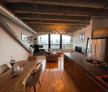 Place-Des-Arts - Superb 1 Bedroom Loft - Photo 2