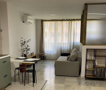 Piso de alquiler en Calle Ferrocarril del Puerto, 8, Parque Ayala -... - Photo 3