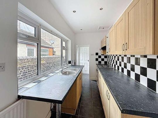 North Road, Cobridge, Stoke-on-trent, ST6 - Photo 1