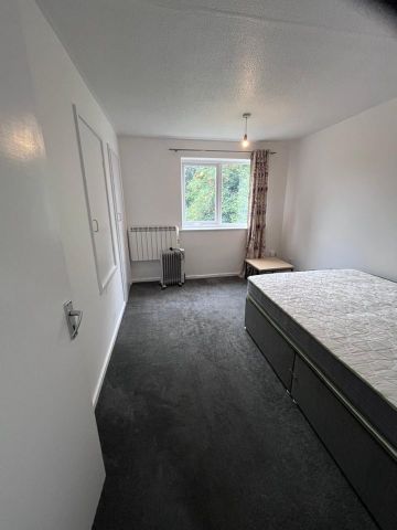 1 Bed Flat, Plantagenet Court, NG3 - Photo 5