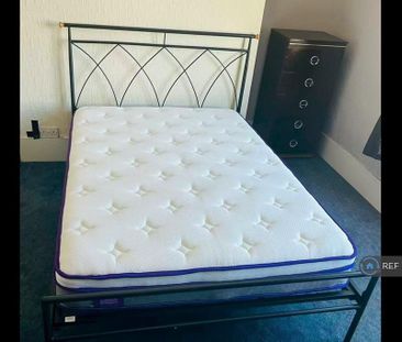 1 bedroom flat to rent - Photo 6