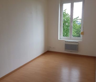 Location Appartement 2 pièces 35m² LOUVROIL 59720 - Photo 1