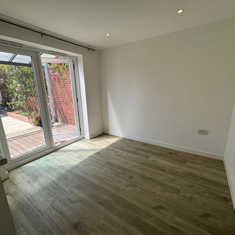 3 bedroom detached house to rent - Photo 1