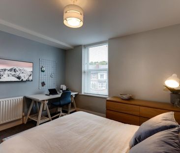 1 bedroom in a house share to rent - Photo 3