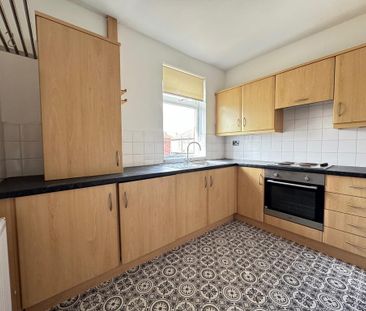 2 bedroom flat to rent - Photo 6