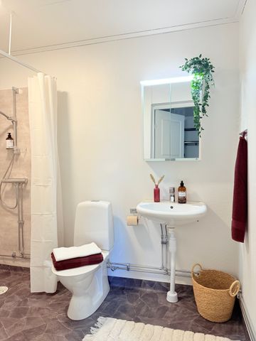 Ringvägen, Kungsör - Photo 2