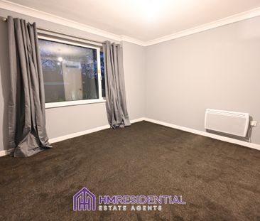 1 bedroom Apartment for rent Oakwood Court, Western Drive, Grainger... - Photo 3