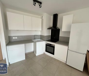 Location Appartement 2 pièces 46m² SOLLIES PONT 83210 - Photo 5