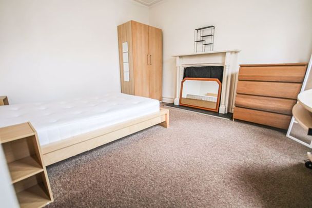 Edgehill Road, Winton - Photo 1